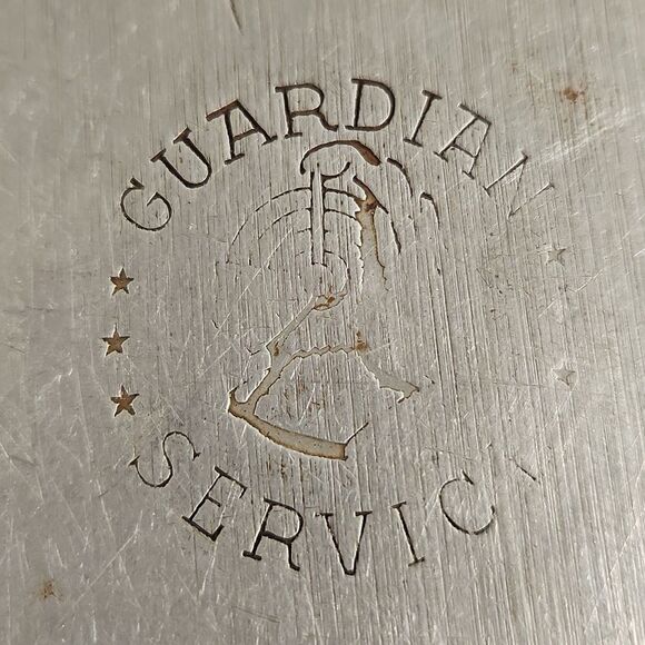 Vintage Guardian Service Pot - Picture 5 of 5
